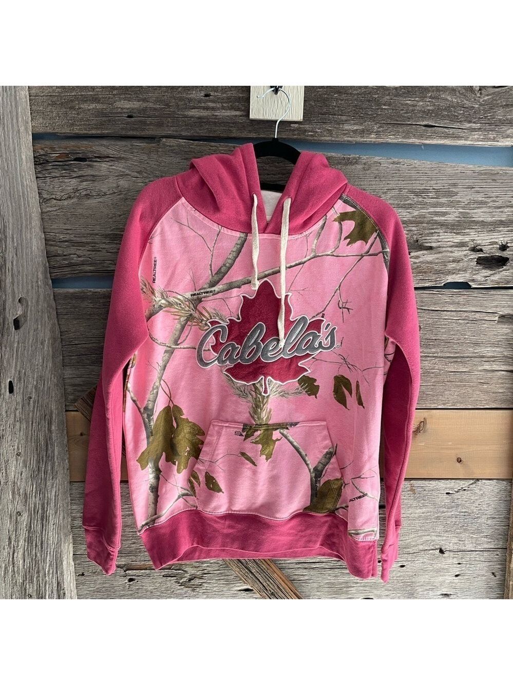 Cabela's RealTree size XL Pink Camouflage Women's Sweater